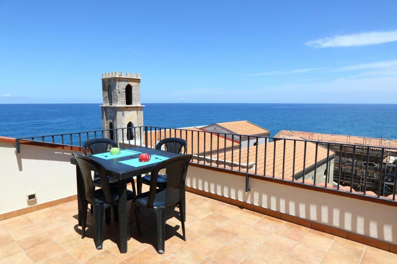 Terrazza Piazzetta Piazza Francesco Crispi Villa Чефалу Екстериор снимка